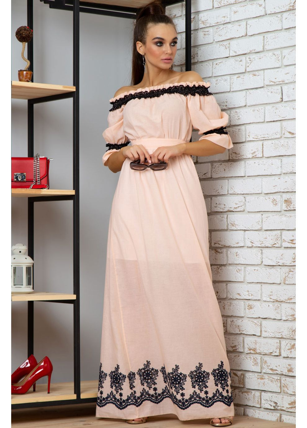 Персикова сукня 624.1402 Seventeen