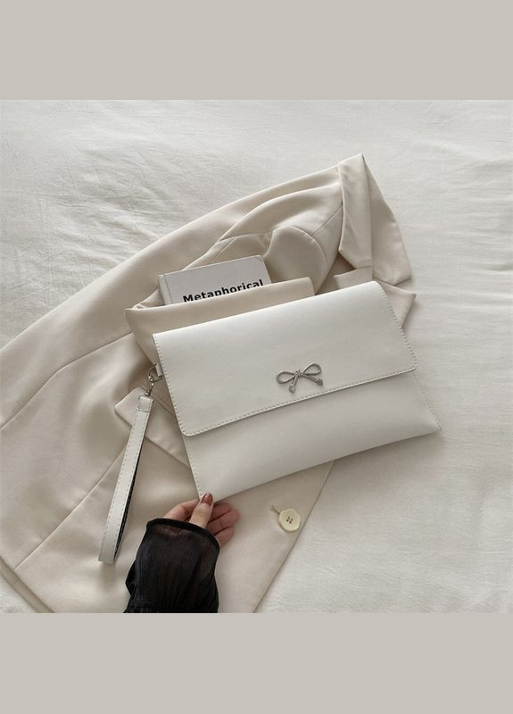 Женская классическая сумка 1745 клатч на ремешке белая No Brand (313235549)