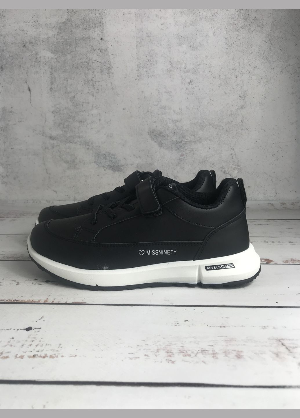 Чорні всесезонні кросівки дитячі для дівчинки чорний (527) W.Niko