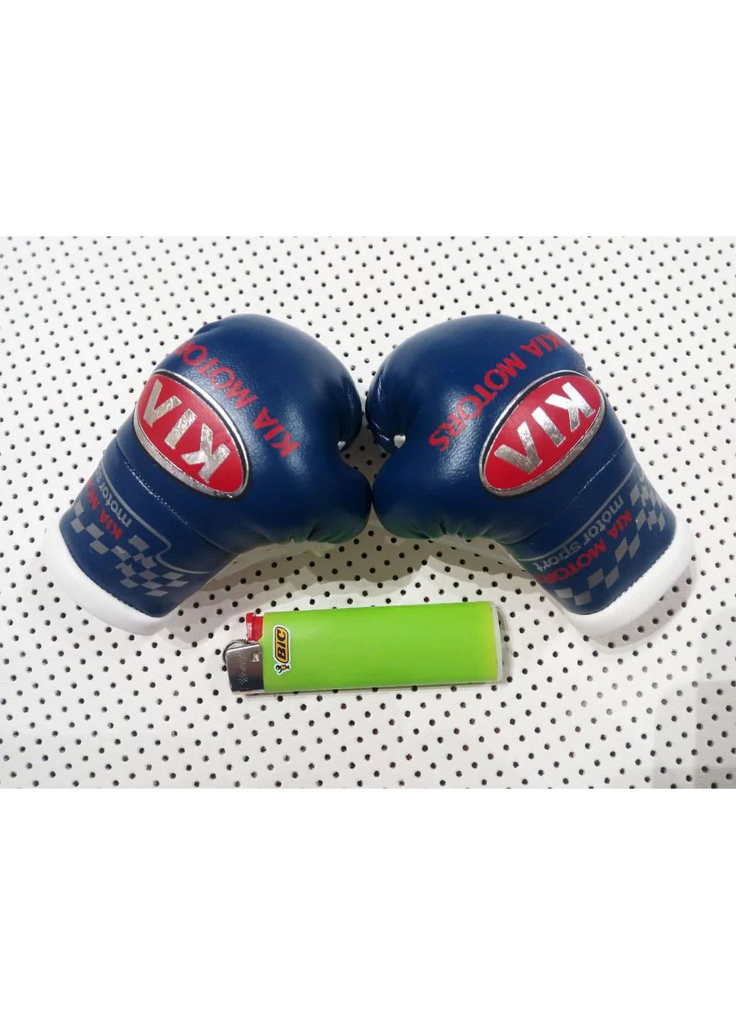 Підвіска на дзеркало для авто KIA синій No Brand (361867150)