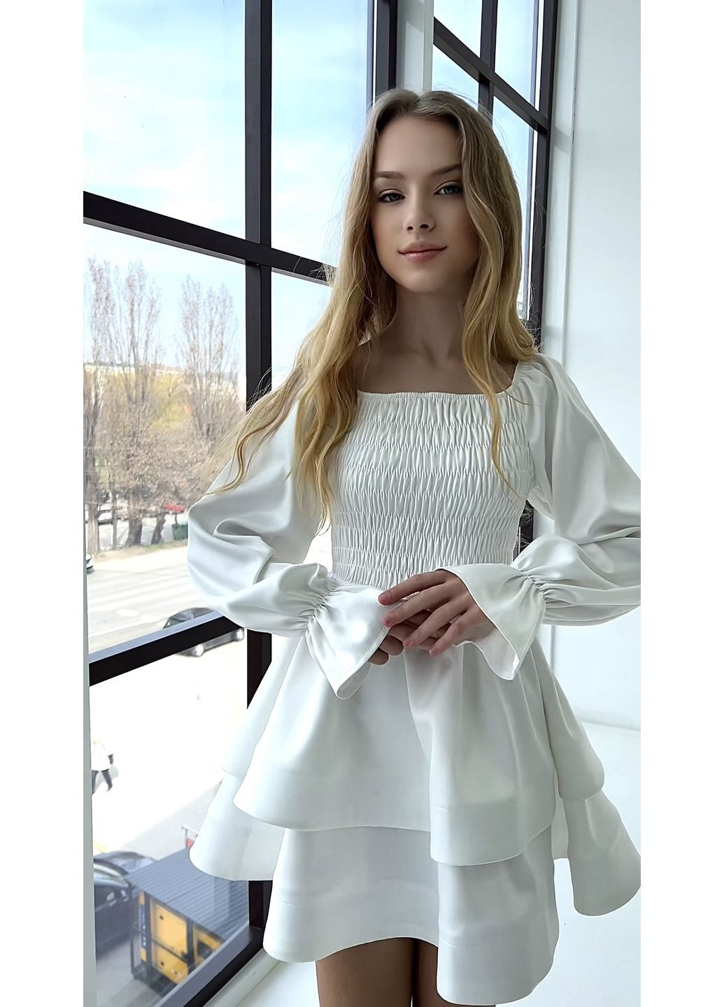 Біла ошатна сукня для дівчинки біла 127243 No Brand (348781036)