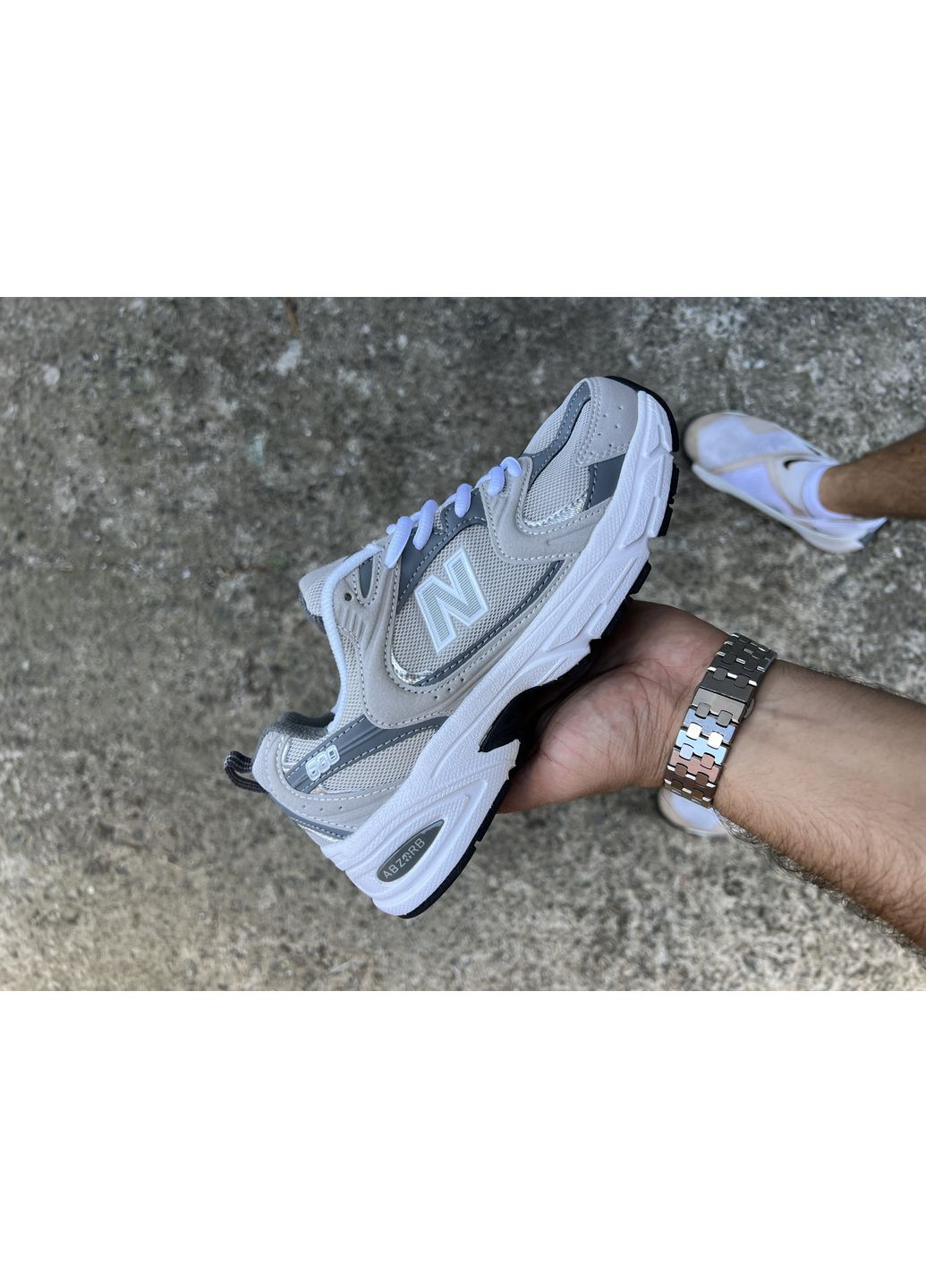 Серые демисезонные кроссовки мужские new balance 530 white silver grey нью беланс 530 No Brand