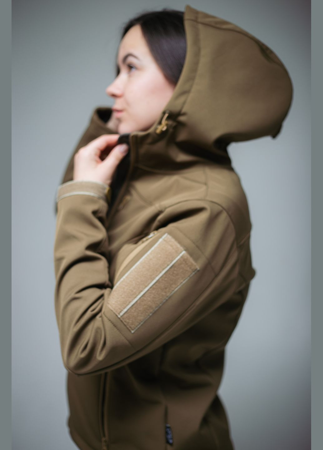 Койот демісезонна жіноча куртка softshell (койот) No Brand