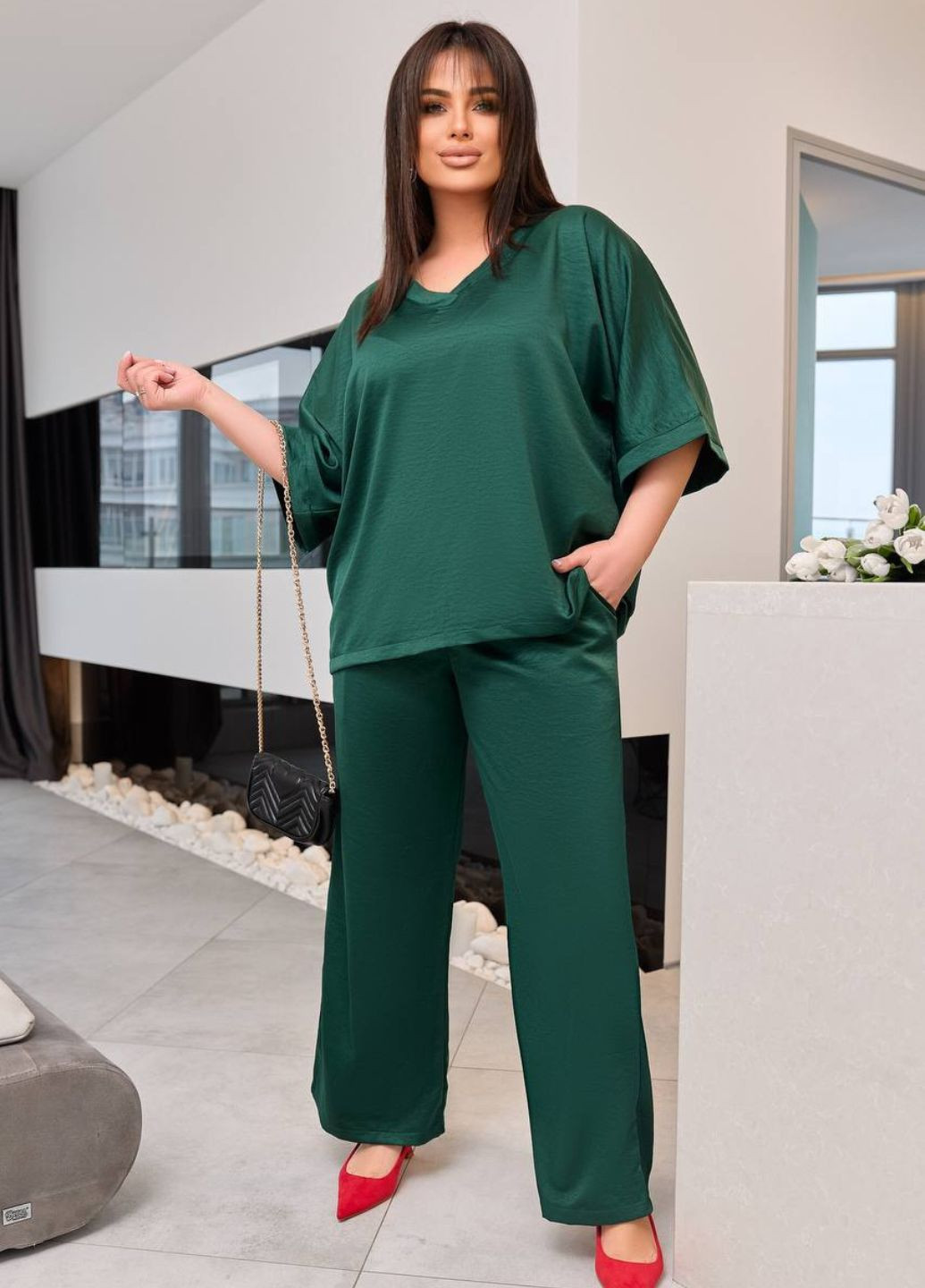 Костюм вільного крою з широкими рукавами Україна (322672257)