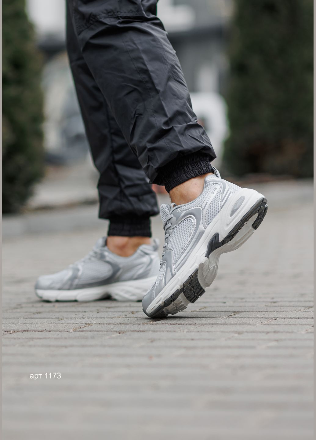 Серебряные демисезонные мужские кроссовки new y2k No Brand 530