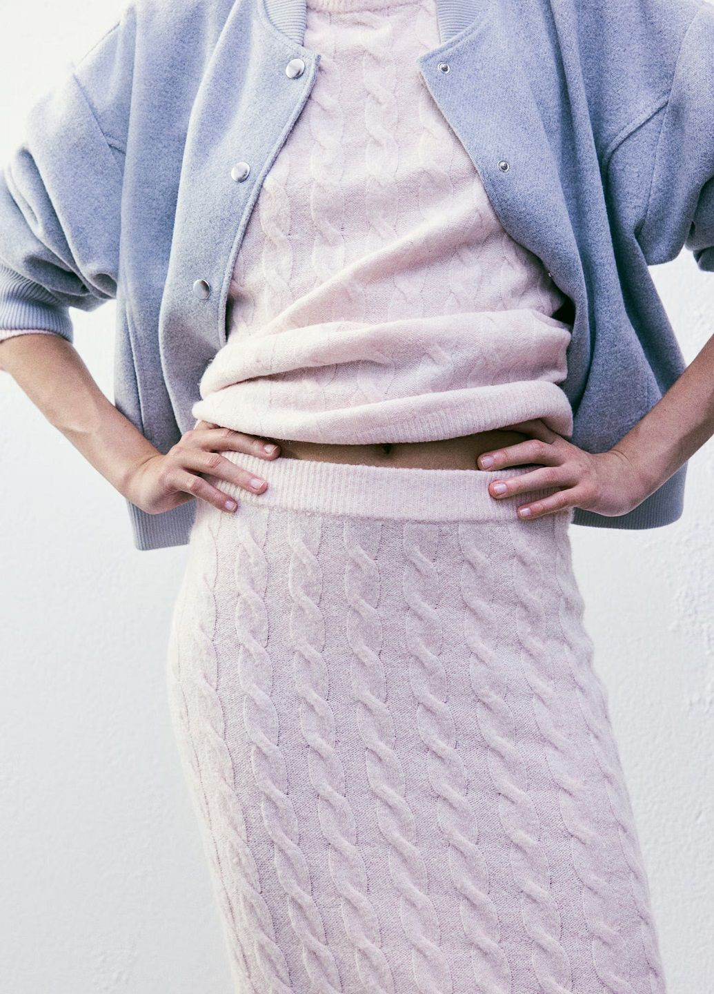 Розовая повседневная с орнаментом юбка H&M