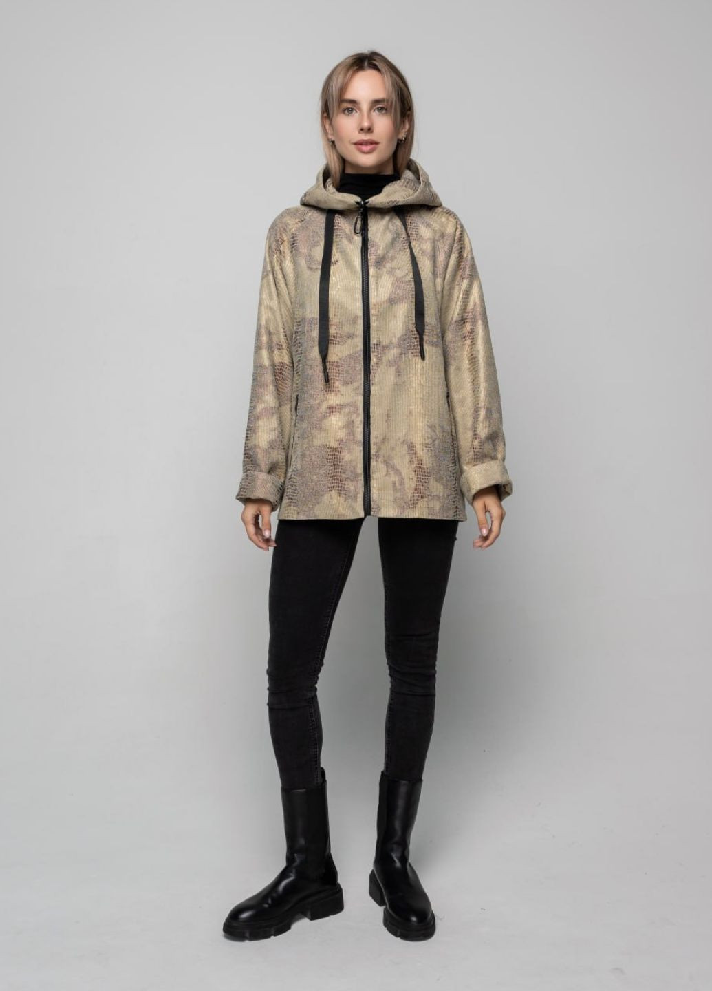 Бежевая демисезонная куртка вальс бежевая O`zona milano