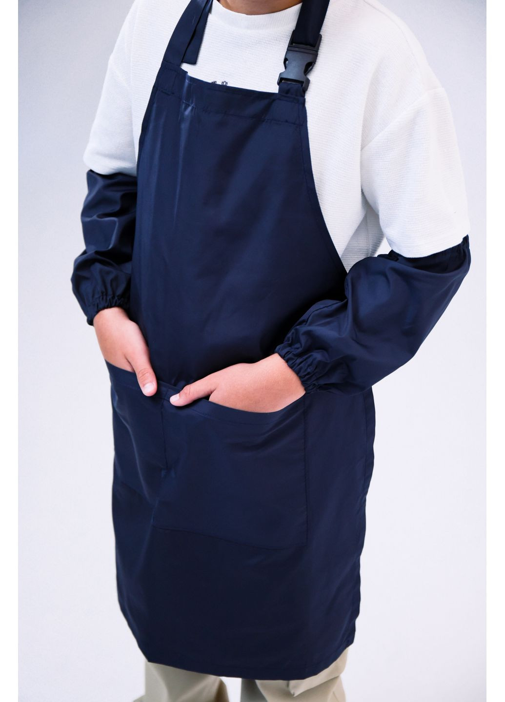 Форма шкільна на уроки праці для хлопчика з плащівки (,нарукавники) темно-синій No Brand фартух (350887047)
