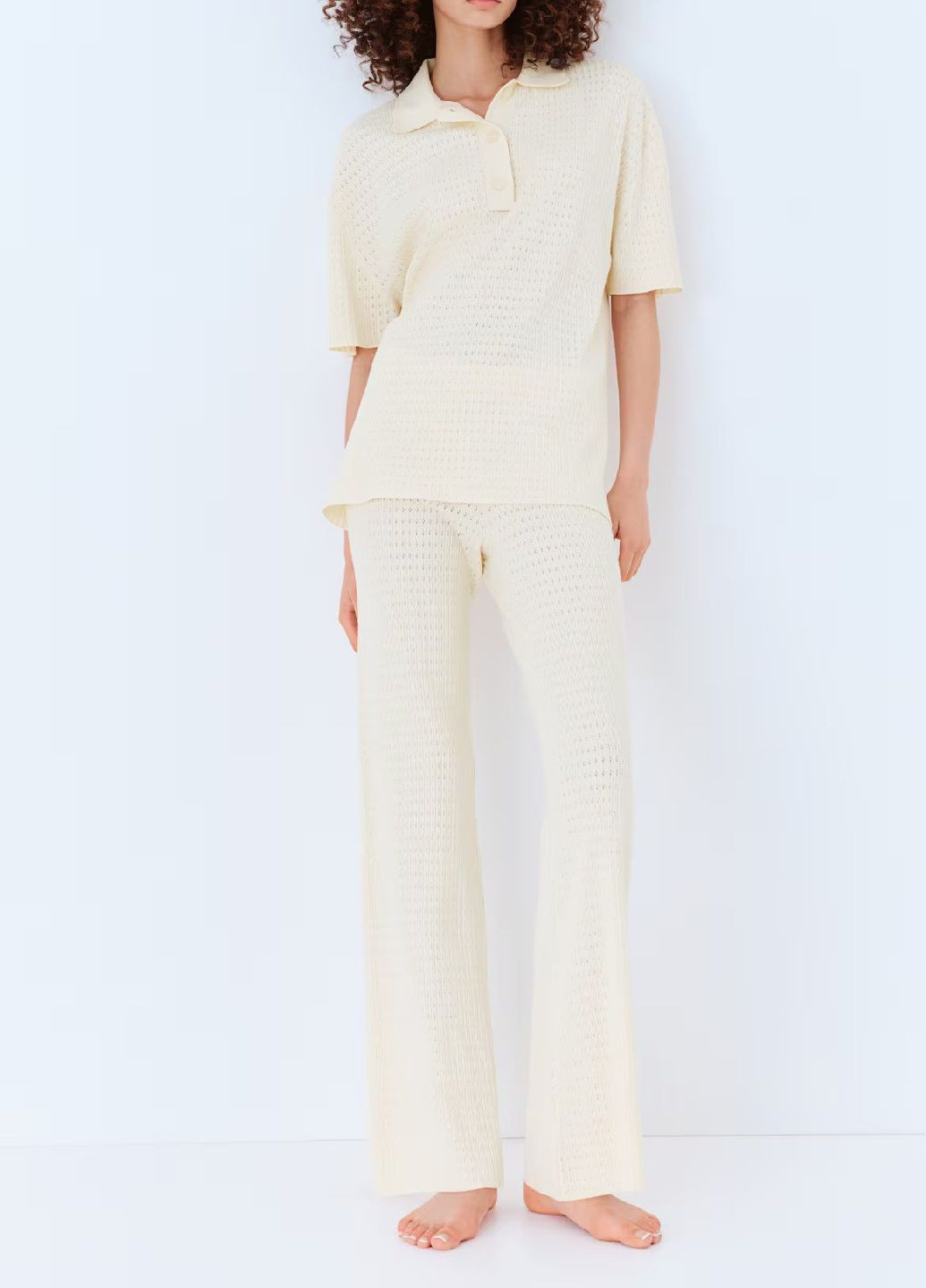 Молочная женская футболка-поло H&M однотонная