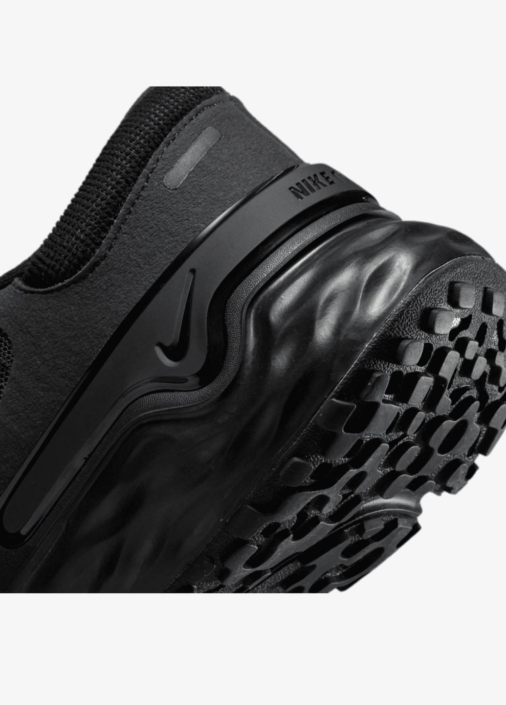 Чорні всесезон кросівки чоловічі renew run 4 dr2677-001 літо текстиль сітка чорні Nike