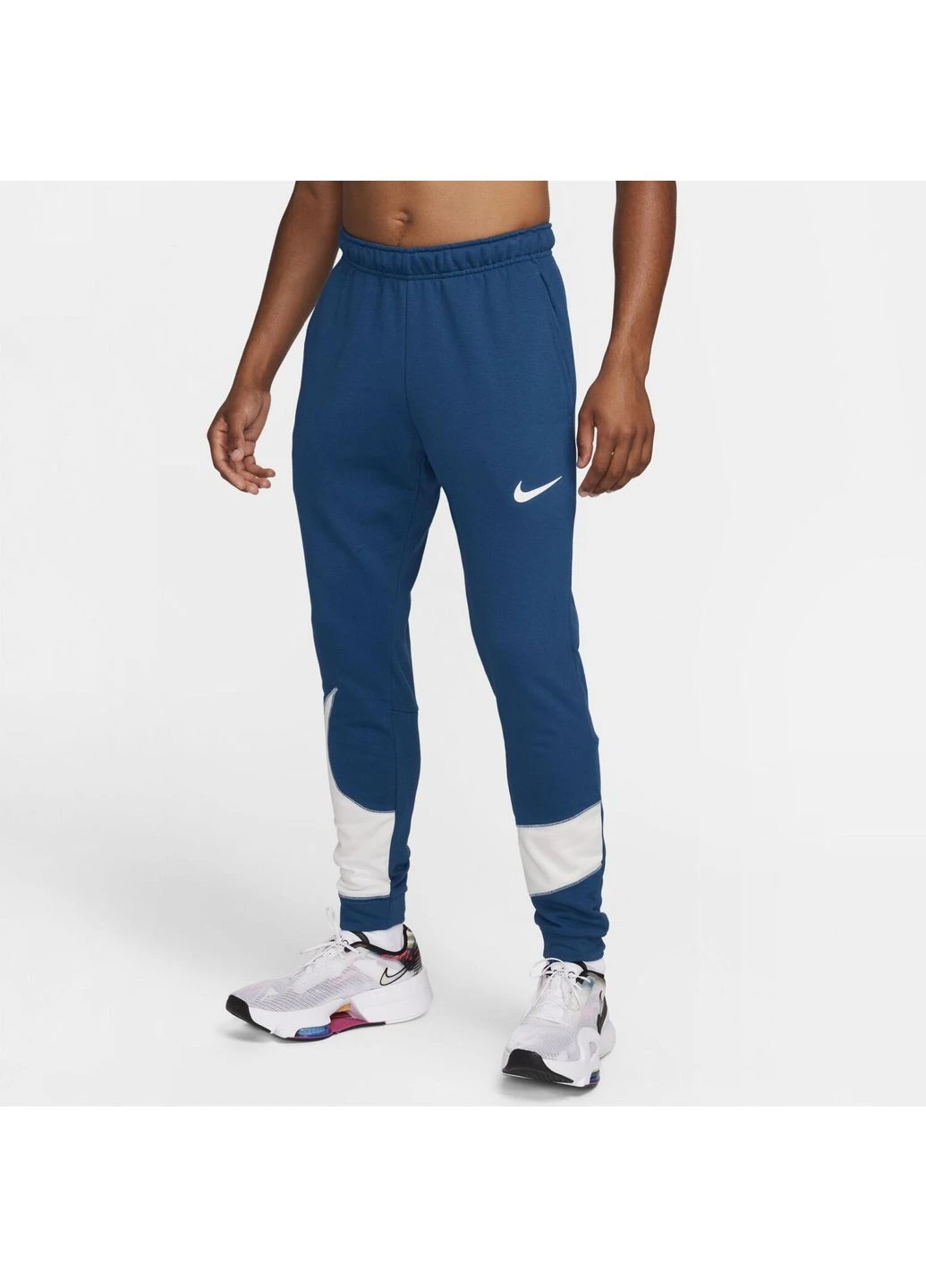 Спортивні штани DF FLC PANT TAPER ENERG синьо-білі FB8577-476 Nike DRI-FIT (397844539)