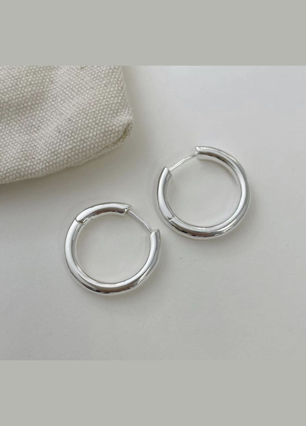 Срібні S925 сережки круглі без каміння, сережки 2 см срібні великі, кульчики срібні мінімалістичні, подарунок дівчині СС11 Etre (292401671)