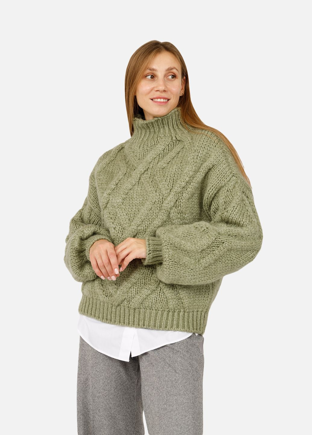 Оливковый зимний женский свитер цвет оливковый цб-00262487 Daisy