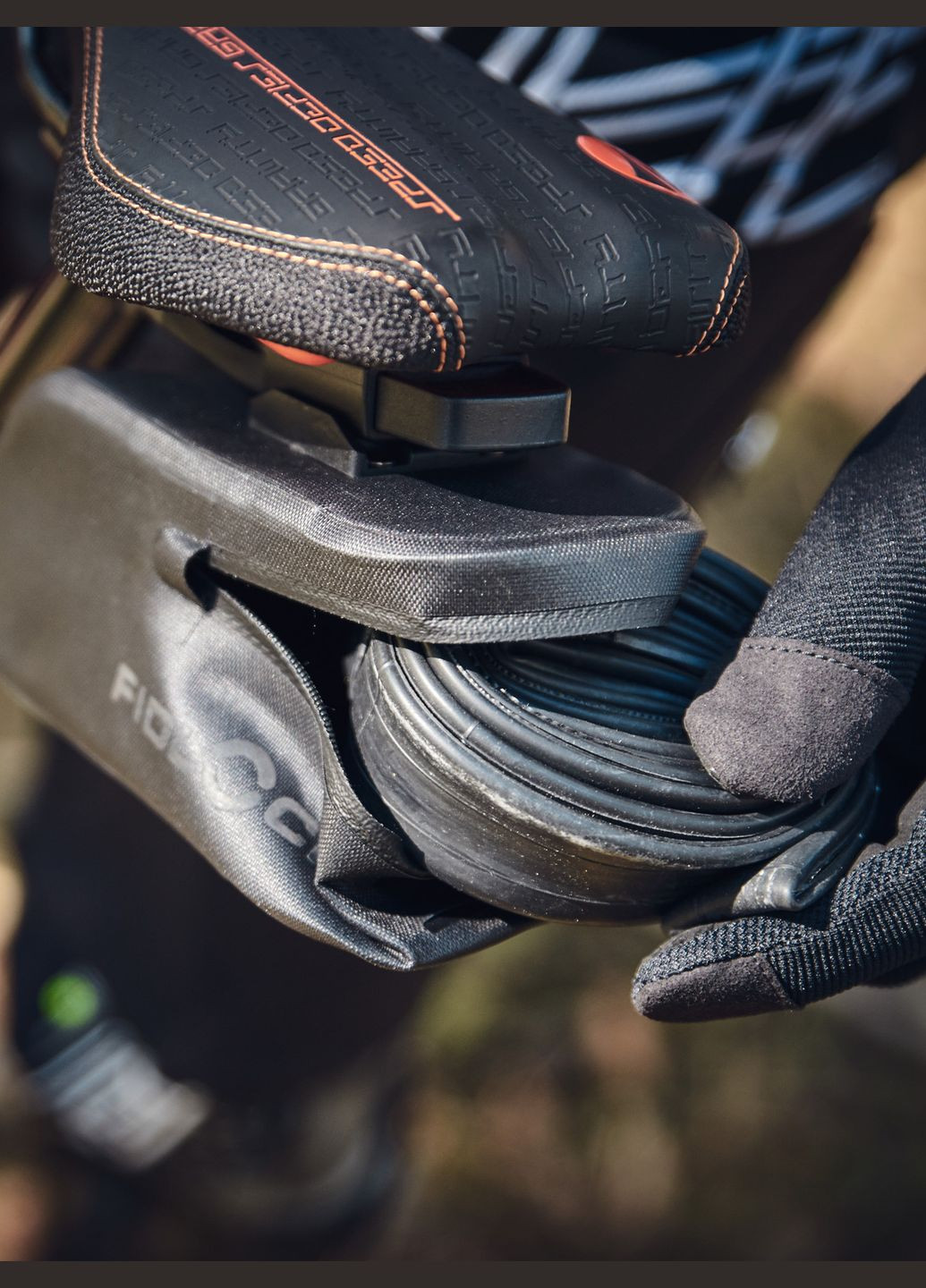 Підсідельна велосумка на магнітах Fidlock Push 600 (316462864)