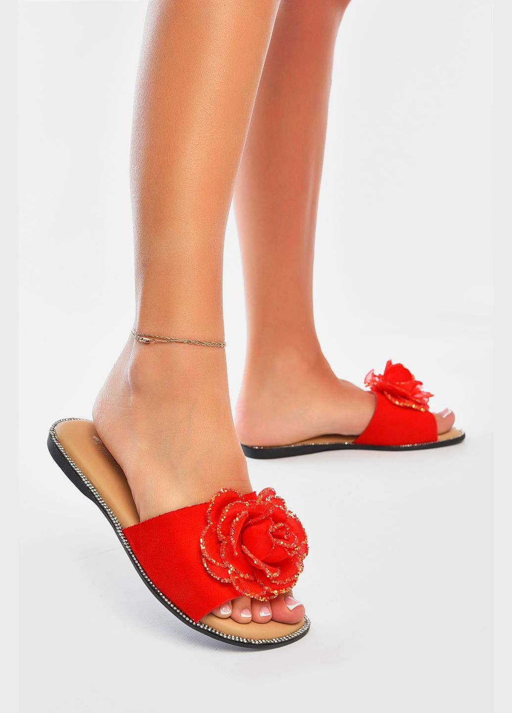 Красные шлепки женские красного цвета Let's Shop с цветами