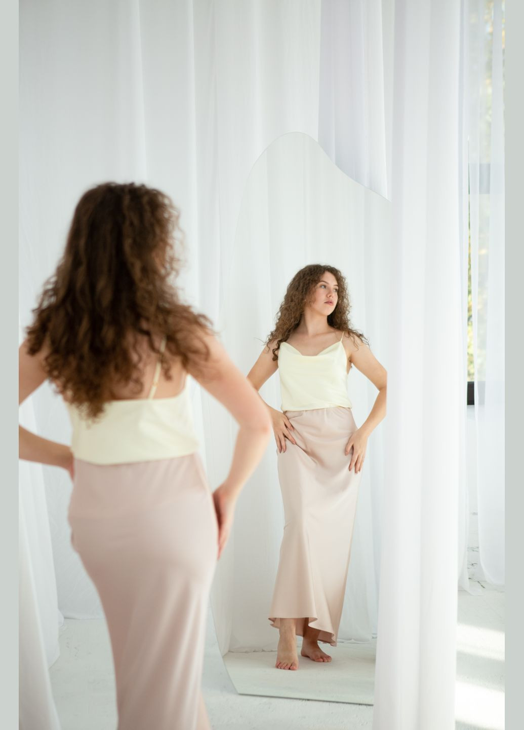 Шелковый топ "Ирен" с вырезом-хомут Fayna Ірен (295291973)