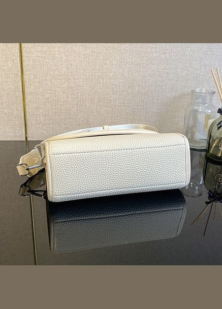 Женская классическая сумка кросс-боди на ремешке молочно белая No Brand (306709586)