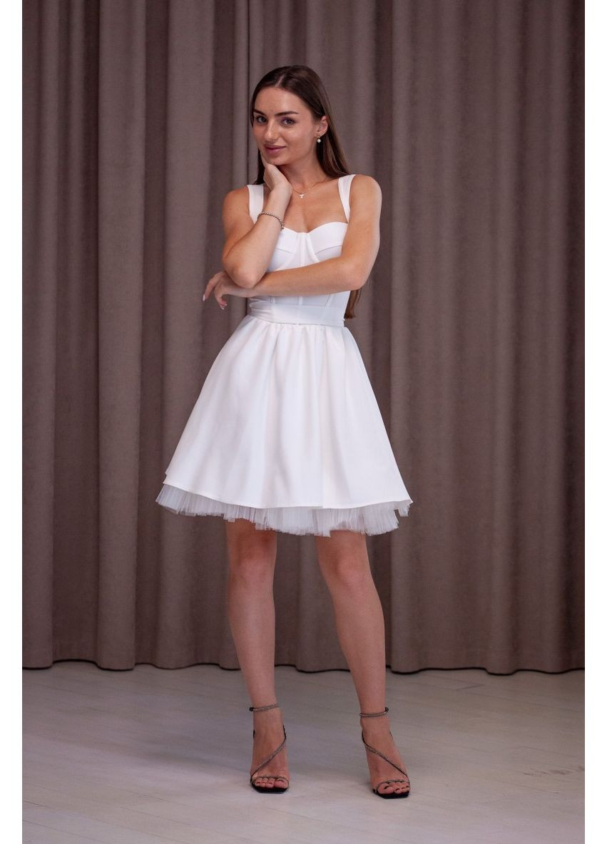 Белое коктейльное платье а-силуэт ODDI однотонное