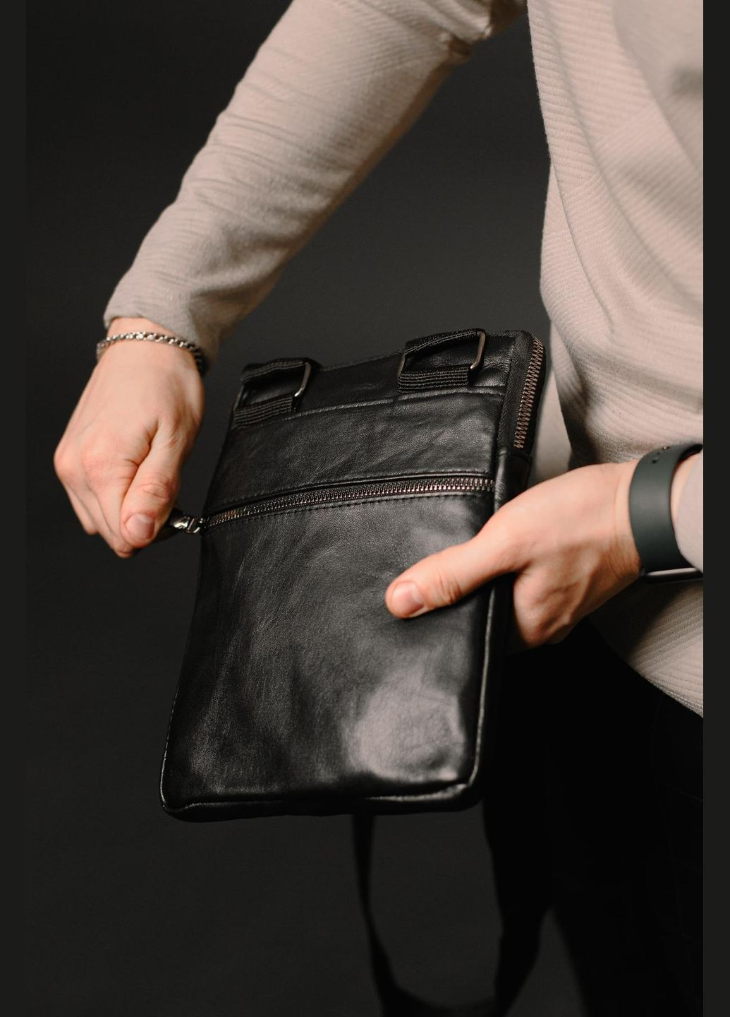 Сумка-месенджер із натуральної гладкої шкіри ST002 (Чорна) SKILL (324030635)