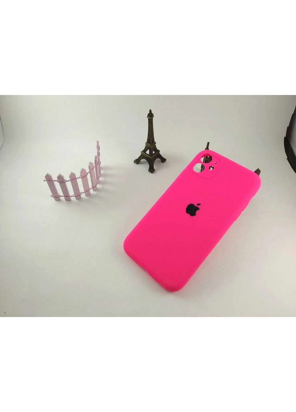 Чохол силіконовий на айфон 11 закритий низ, накладка для iPhone 11 SHINY PINK (38 колір) Silicone Case (396508045)