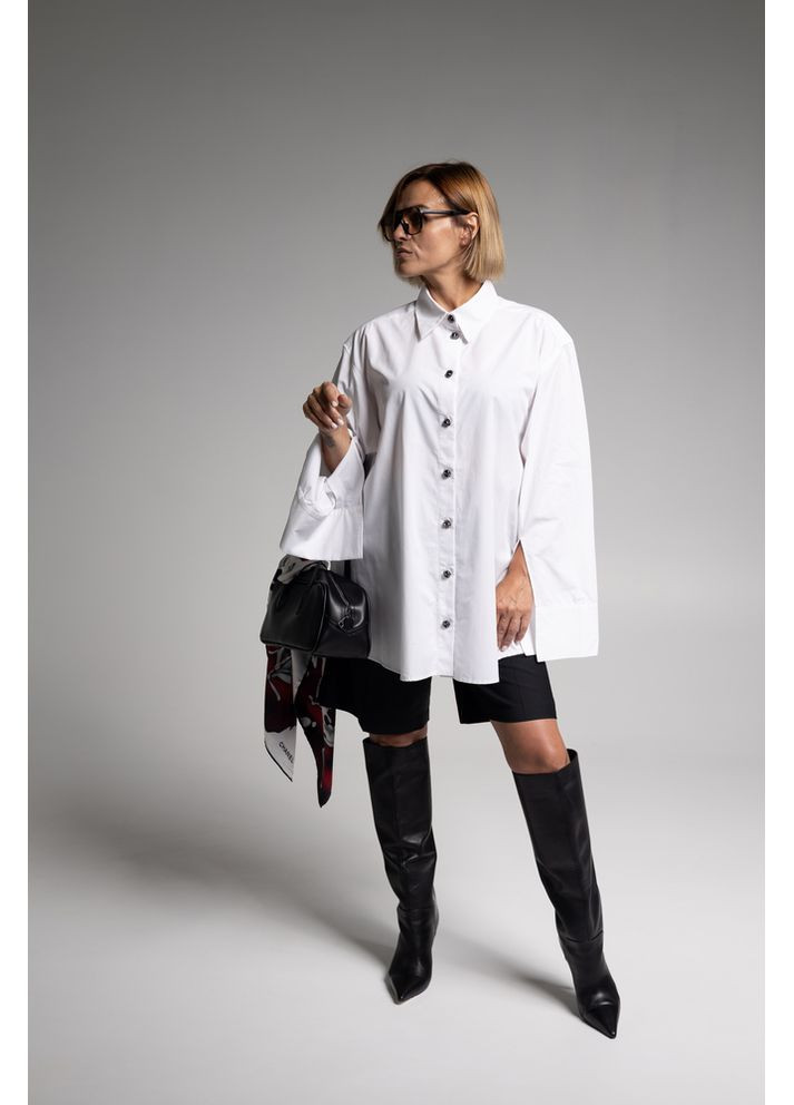 Белая классическая женская блуза с пуговицами mkks33431. KAPTSOVA