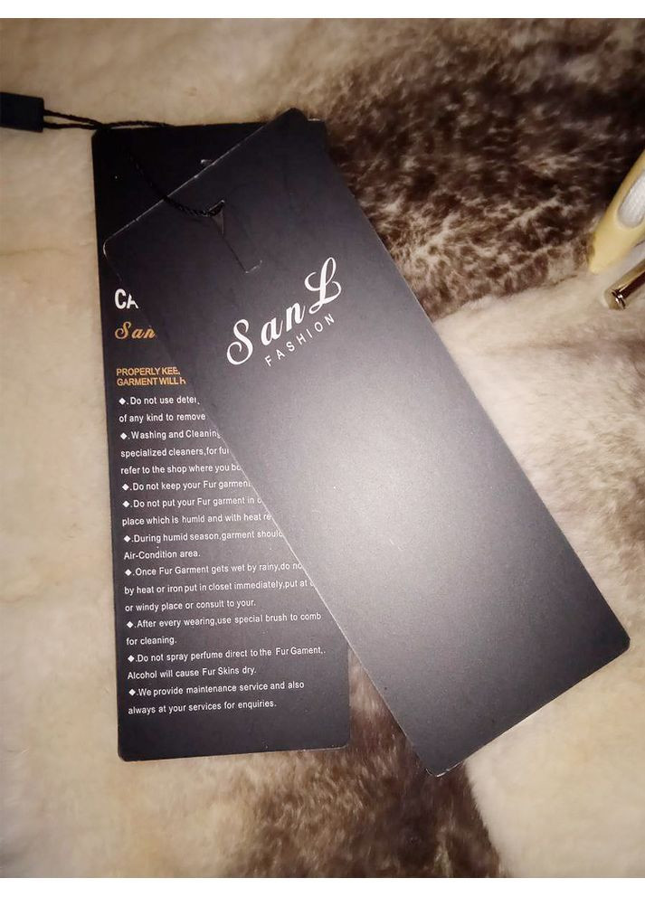 Полушубок с капюшоном из меха кролик шиншилла-рекс, натурального цвета. Размер 46-48 (М-L) арт. No Brand 290 (368706855)