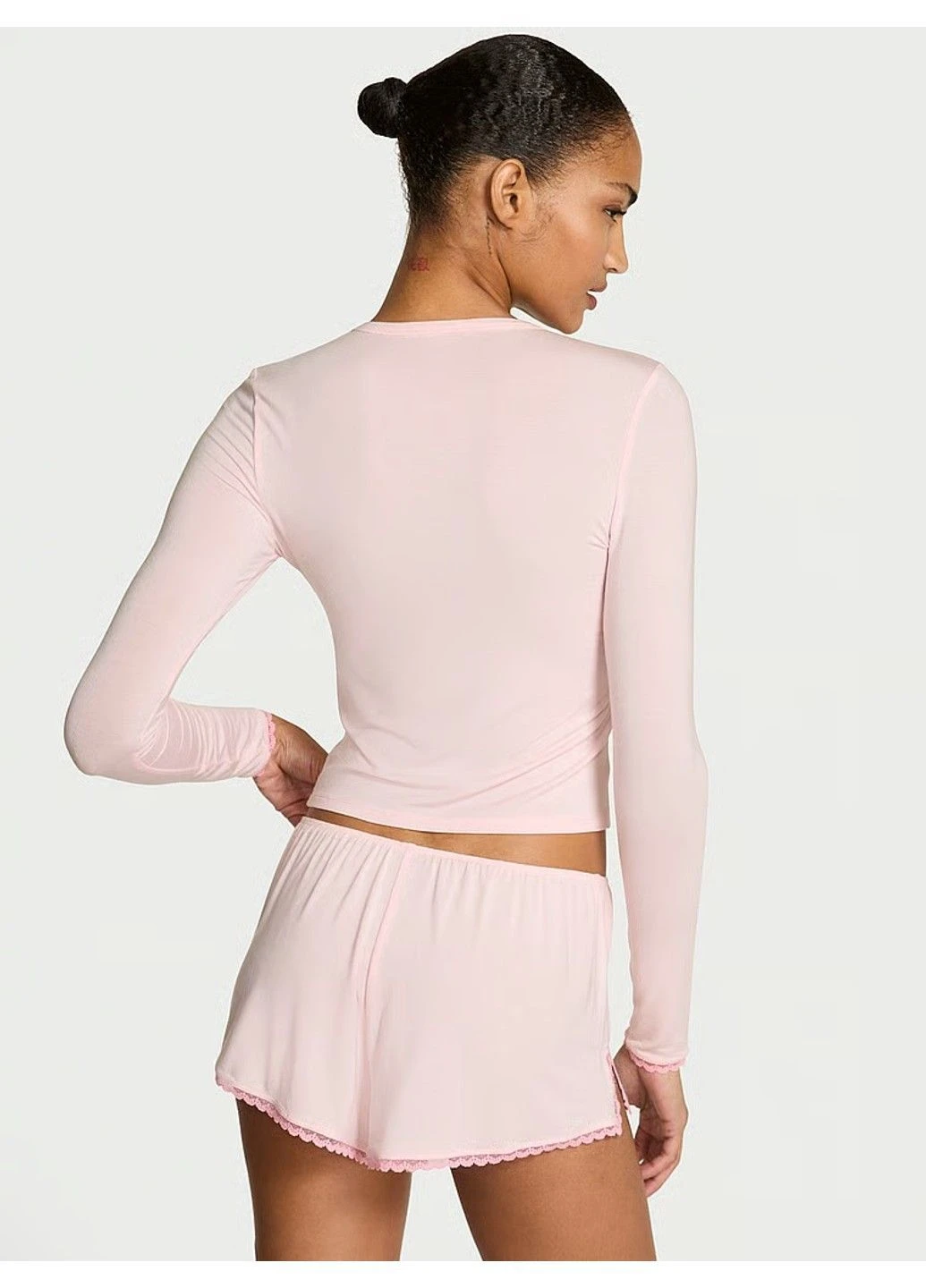 Рожева всесезон піжама модал sosoft™ modal bow long-sleeve tee & short set Victoria's Secret