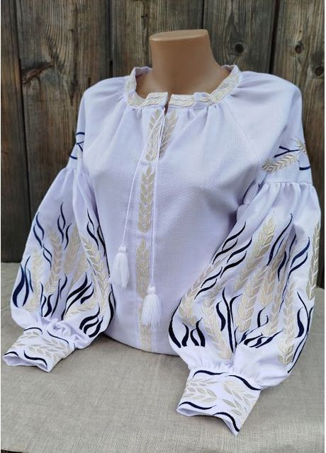 Белая вышиванка, женская вышитая блузка на белом домотканом. Vyshyvanka-Ukraine узор цветочный прямой, свободная домотканное полотно (354809193)