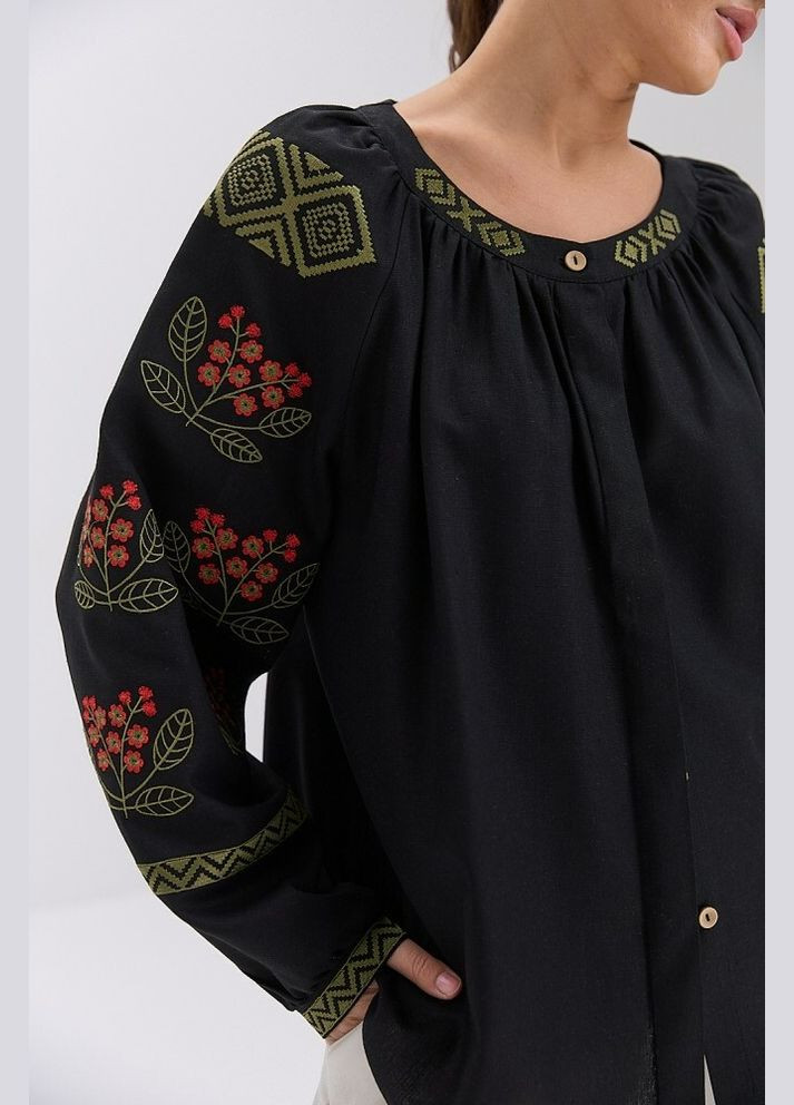 Чорна вишиванка чорна з хакі mkar35303-3 Modna KAZKA (337145190)