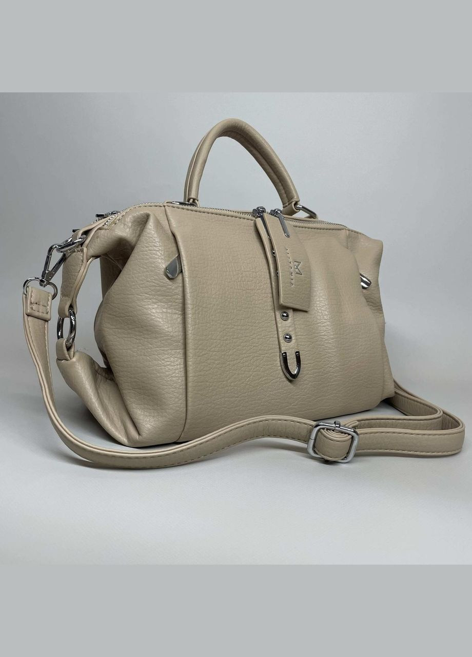 Жіноча сумка з регульованим плечовим ременем і тильною кишенею бежева Alex&Mia (323158379)