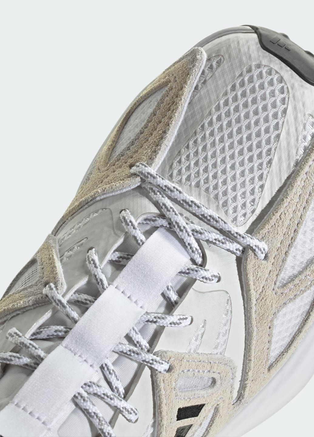 Кросівки Kantai Trail adidas білі всесезони (314984273)