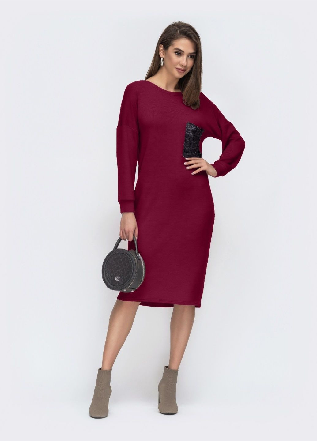 Бордовое платье бордового цвета с вырезом по спинке и пайетками Dressa