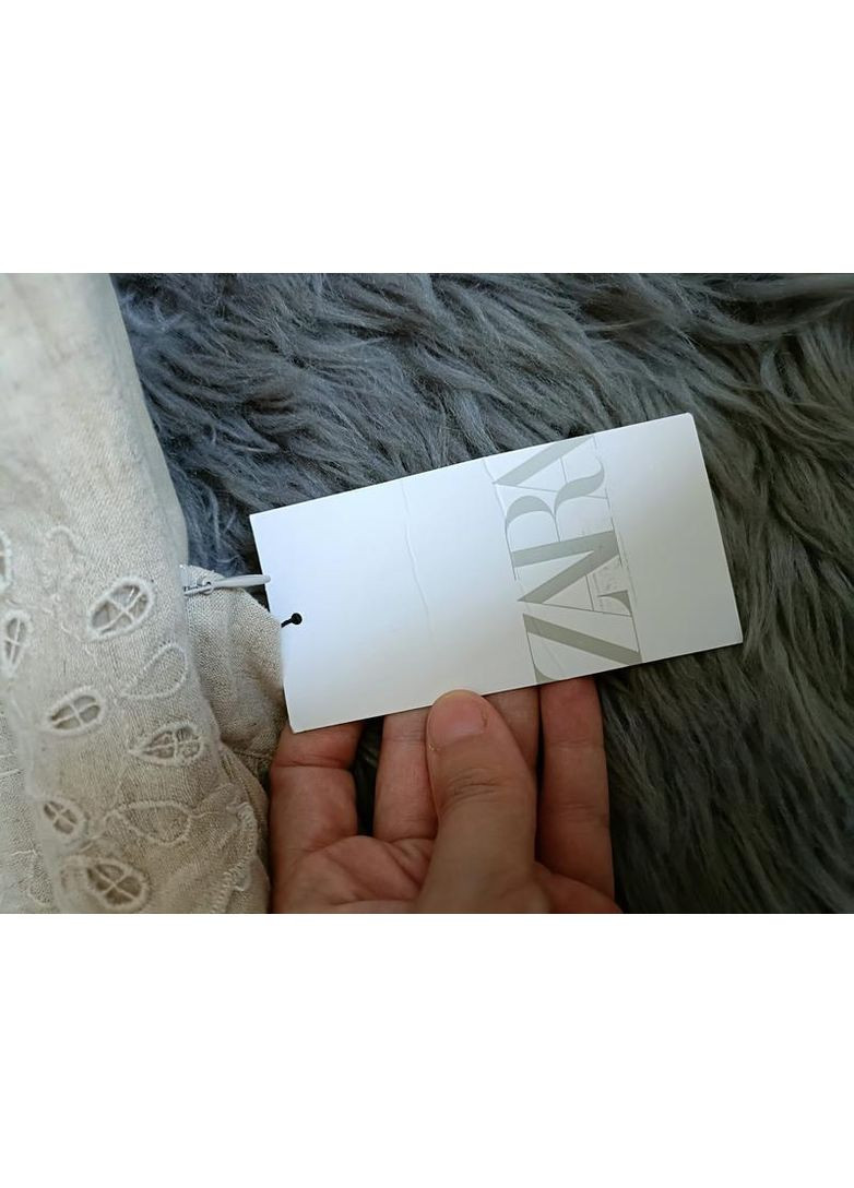 Бежева сукня міді з відкритою спинкою Zara