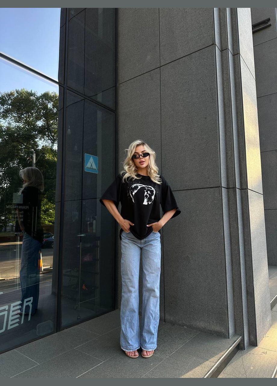 Подовжена чорна футболка з принтом, повсякденна та стильна, комфортна для створення затишних та модних образів No Brand 688 - (322055856)