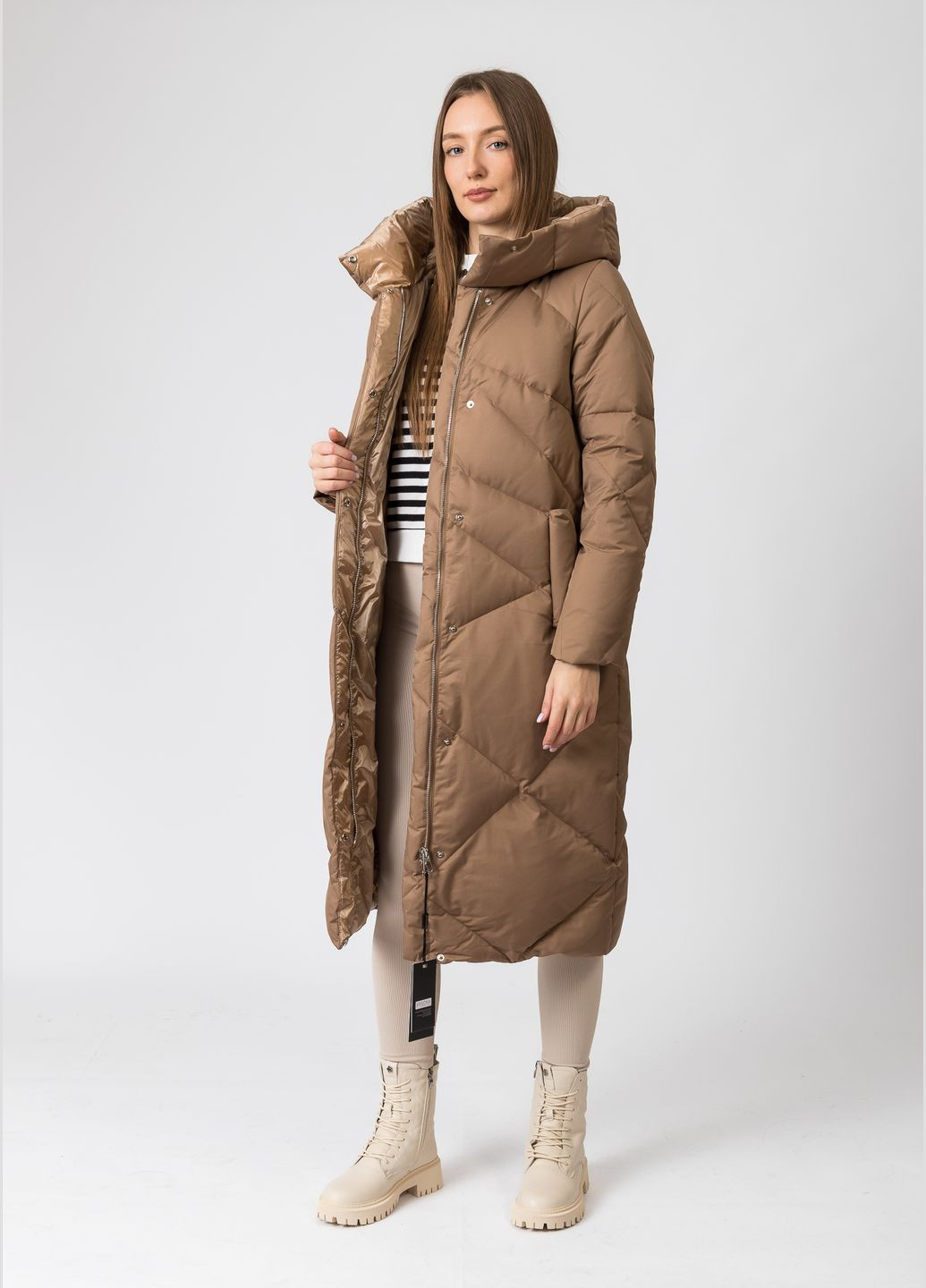 Бежевый зимний Пуховик КОМ.2021