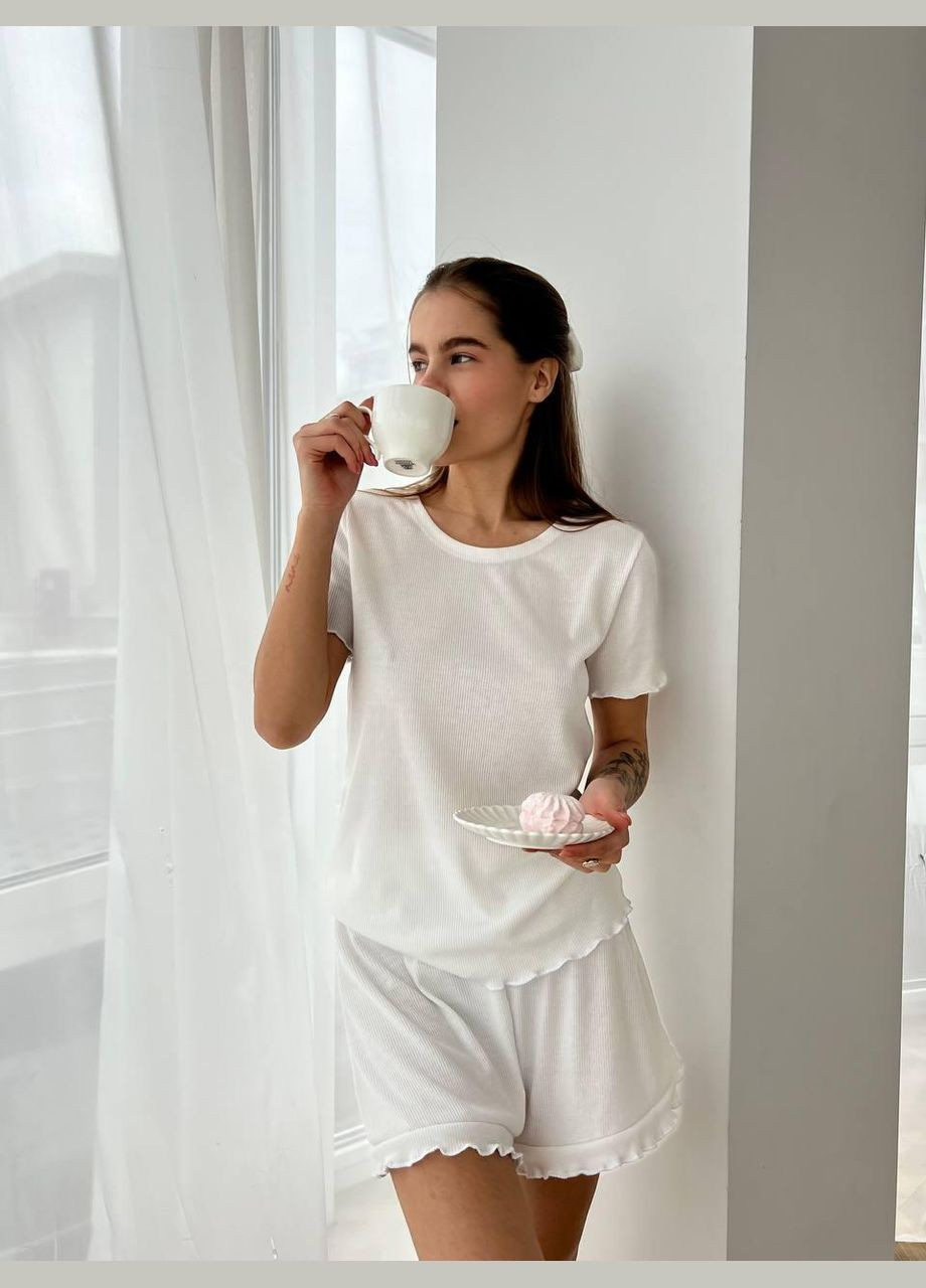 Біла всесезон піжама жіноча комплект шорти футболка резинка для волосся футболка + шорти JUGO m523