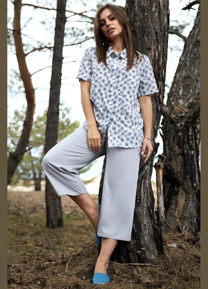 Белая повседневный рубашка с цветами Seventeen с коротким рукавом