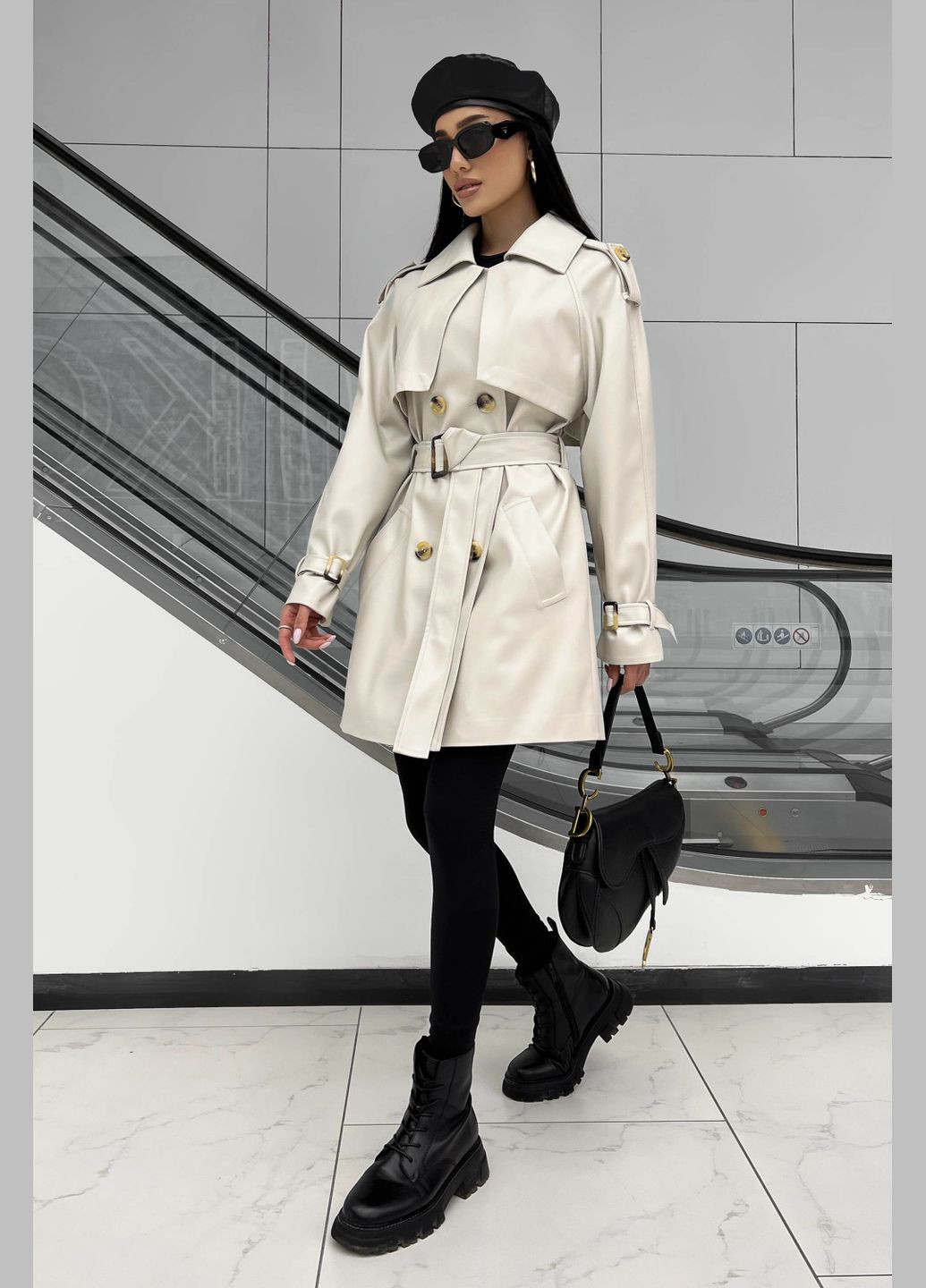 Молочне демісезонне Тренч укорочений двобортне Liton