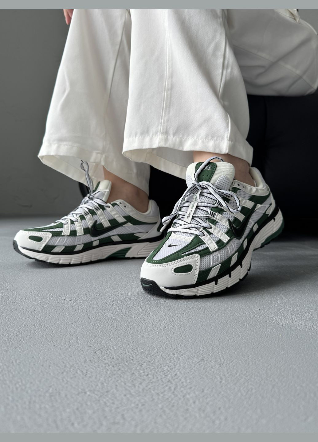 Кросівки жіночі і чоловічі Nike P-6000 White Green Black | Найк Р-6000 зелені No Brand зелені демісезони (342717934)
