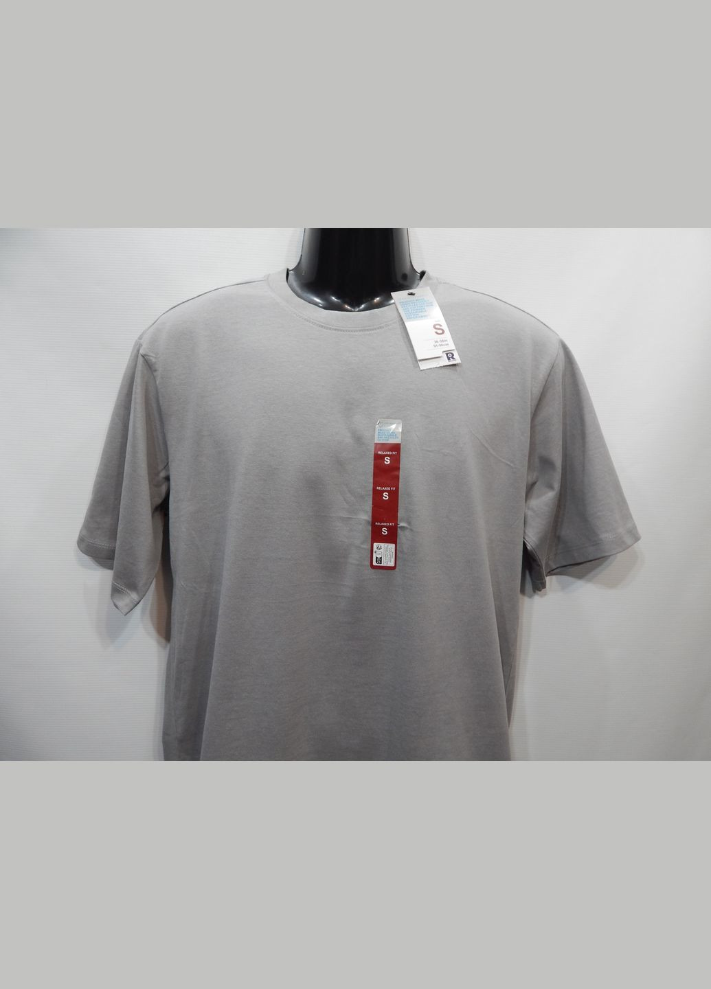 Сіра чоловіча футболка cares оригінал р.50 105fmls (тільки в зазначеному розмірі, тільки 1 шт.) Primark