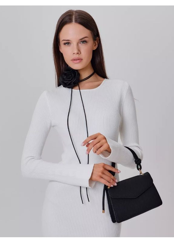 Чокер на шею цветок роза PREMIUM из атласа на шнурке розовый No Brand (358935987)