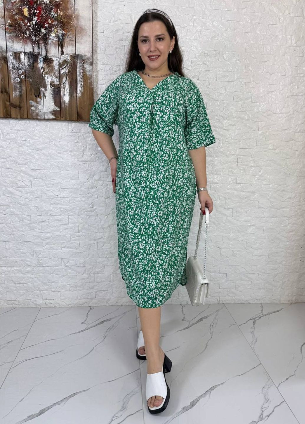 Зеленое повседневный платье меди свободного кроя с боковыми карманами Tik-Tak с цветочным принтом