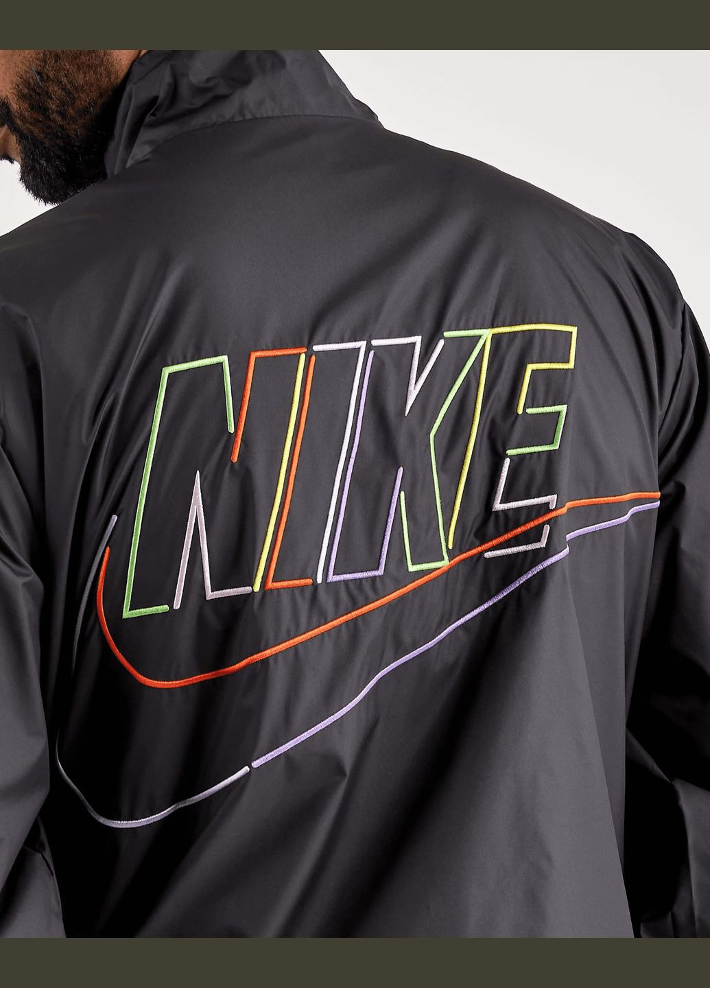 Чорна демісезонна куртка (вітровка) чоловіча club woven jacket dx0672010 весна-осінь чорна Nike
