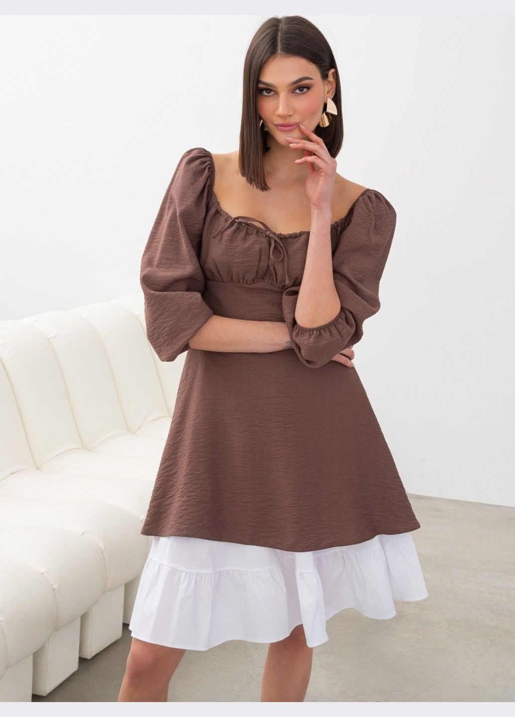 Коричневое кэжуал платье-клёш коричневого цвета с подъюбником Dressa однотонное