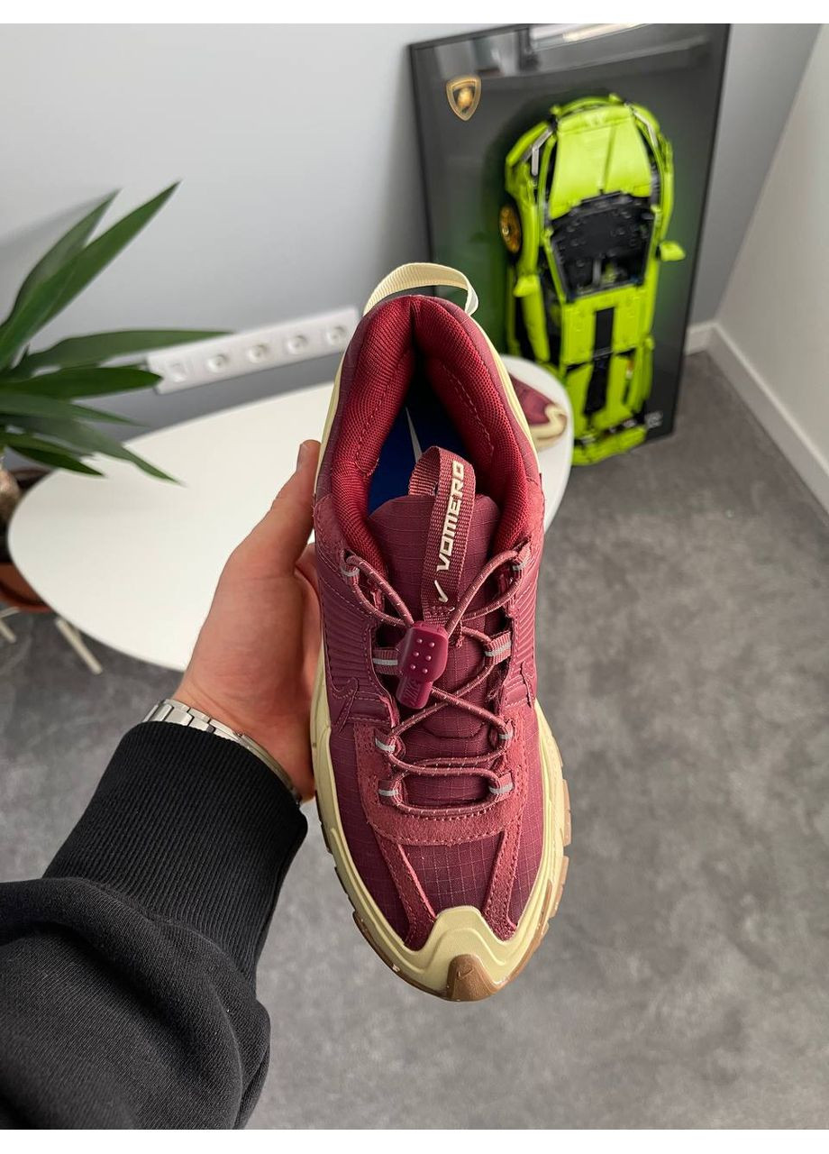 Кроссовки женские Nike Zoom Vomero Roam Team Red | Найк Эир Зум Вомеро Роам красные No Brand красные демисезоны (361081630)
