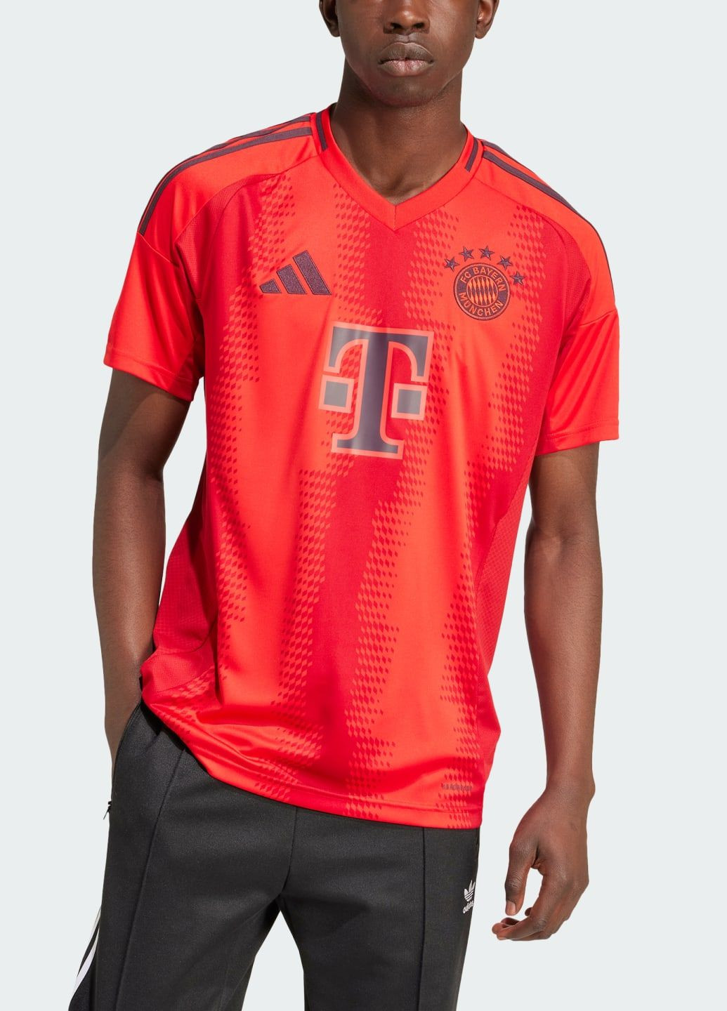 Футболка FC Bayern 24/25 Home adidas логотип червоний спортивні