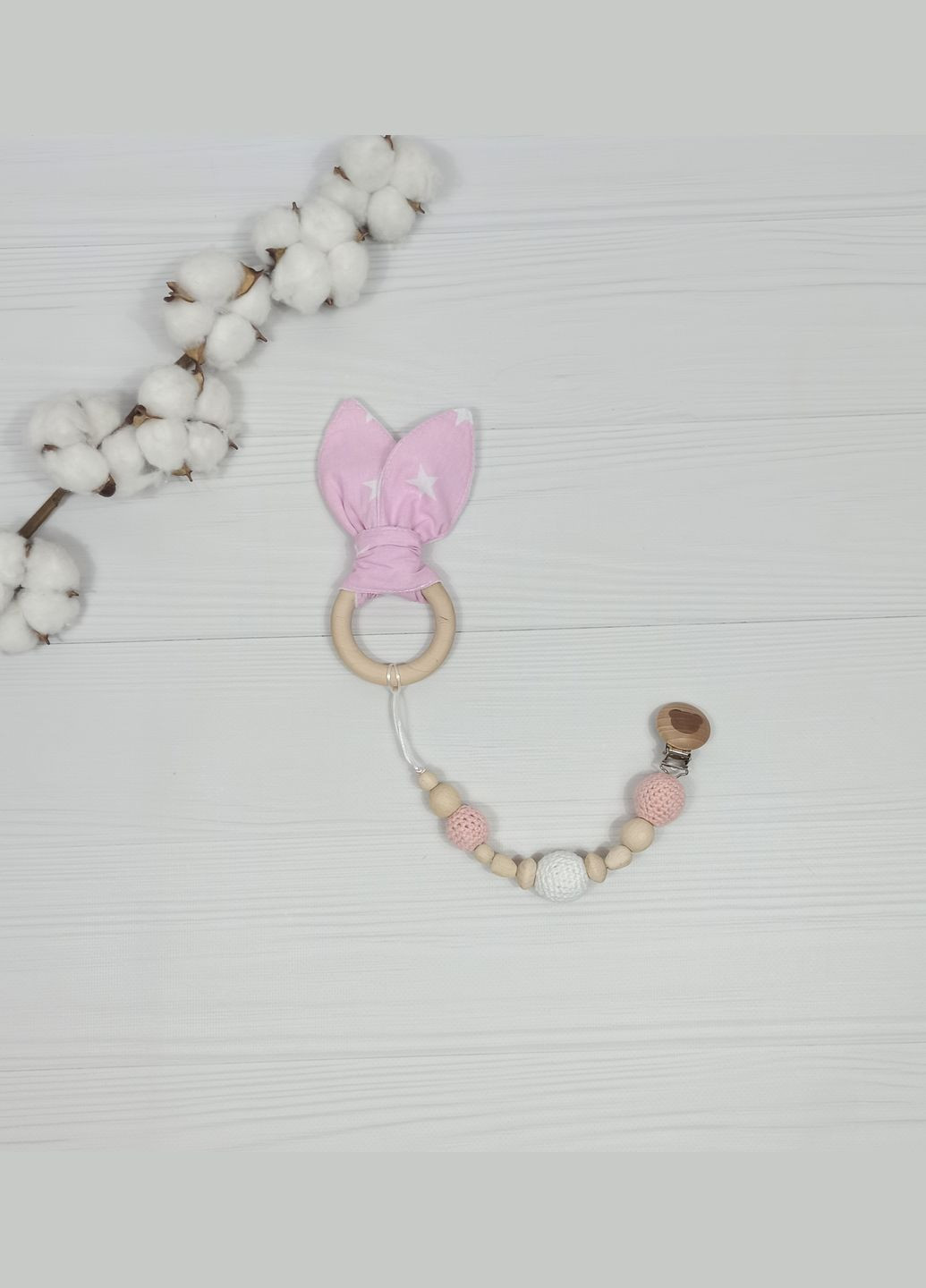 Іграшка комфортер Ведмедик, брязкальце і Еко гризунок Шурхітливі вушка з підвіскою a.l.babybox Зайчики в трояндах Рожевий No Brand (316318337)