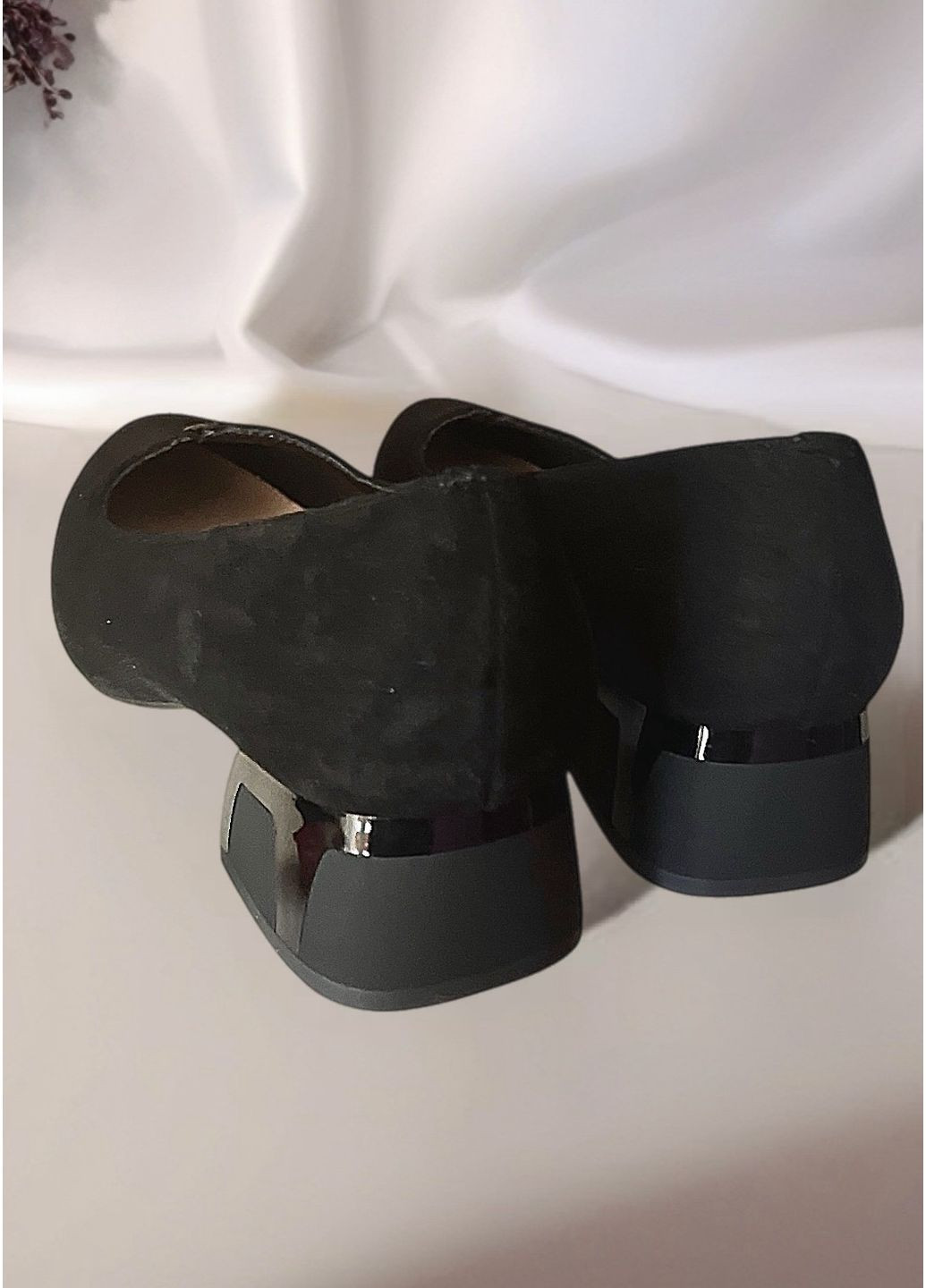 No Brand Жіночі замшеві туфлі на підборах 38 чорний з, — демісезон (362219091)