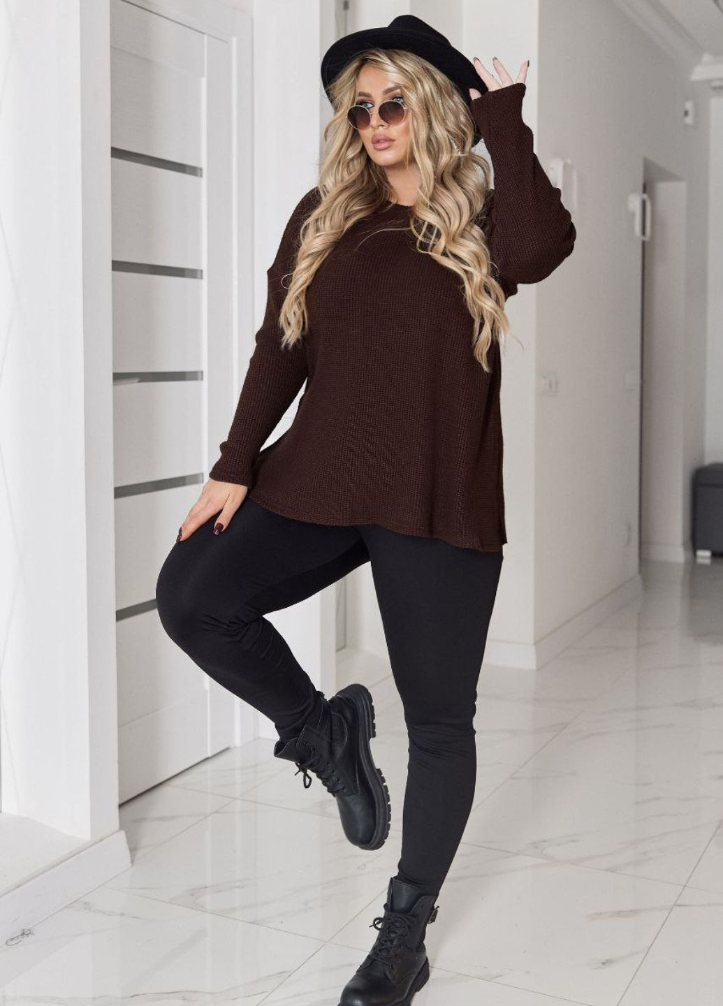 Вишукана повсякденна демісезонна в'язана туніка подовжена позаду з розрізами збоків Allthings (366396129)