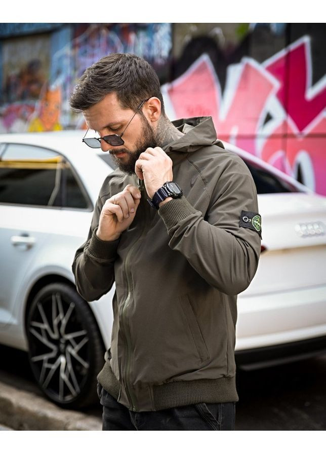 Оливковая демисезонная ветровка No Brand